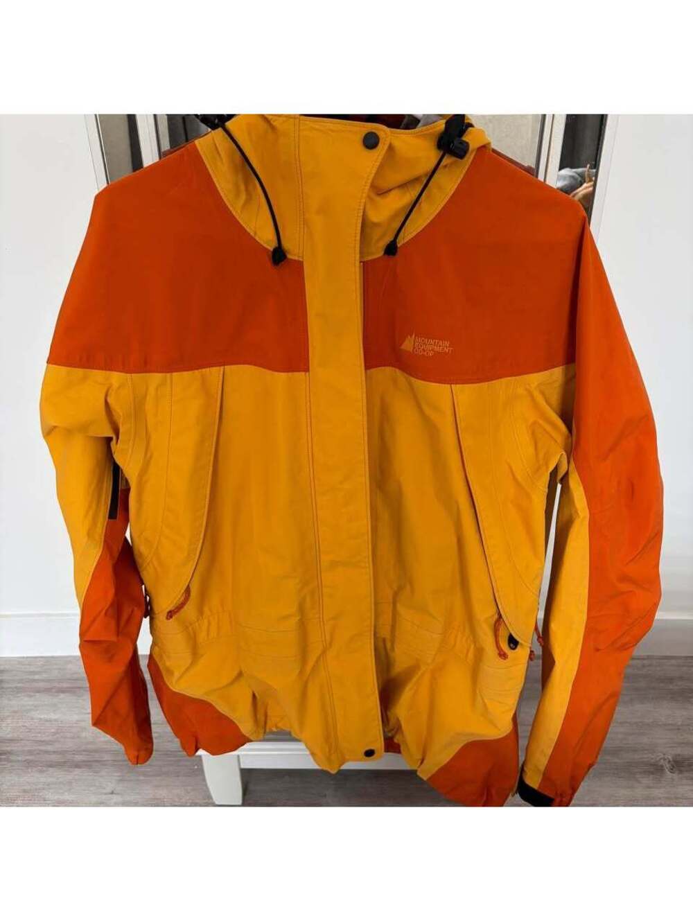 Women’s Large MEC Gortex Jacket